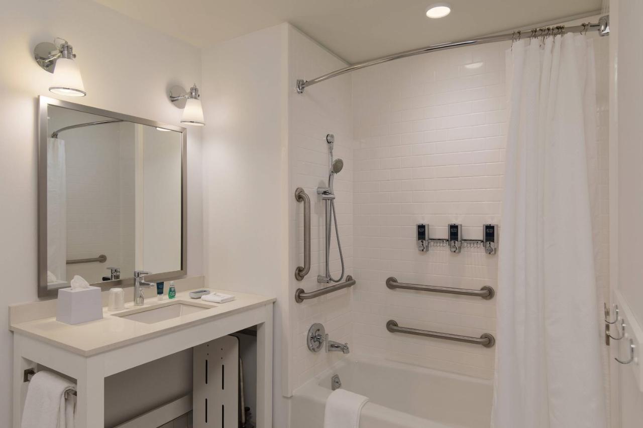 Four Points By Sheraton Seattle Airport South Des Moines Zewnętrze zdjęcie
